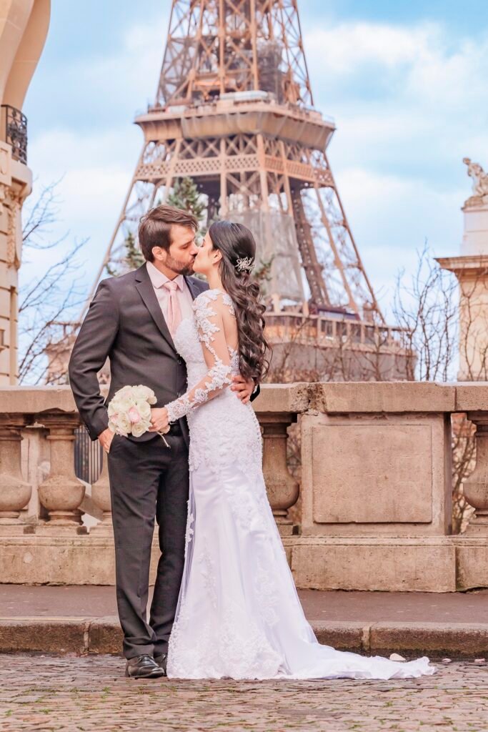 Vow renewal — photoshoot in Paris